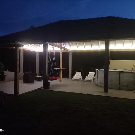 Ferienwohnung Kuca Za Odmor Braco Donji Zvecaj Exterior foto