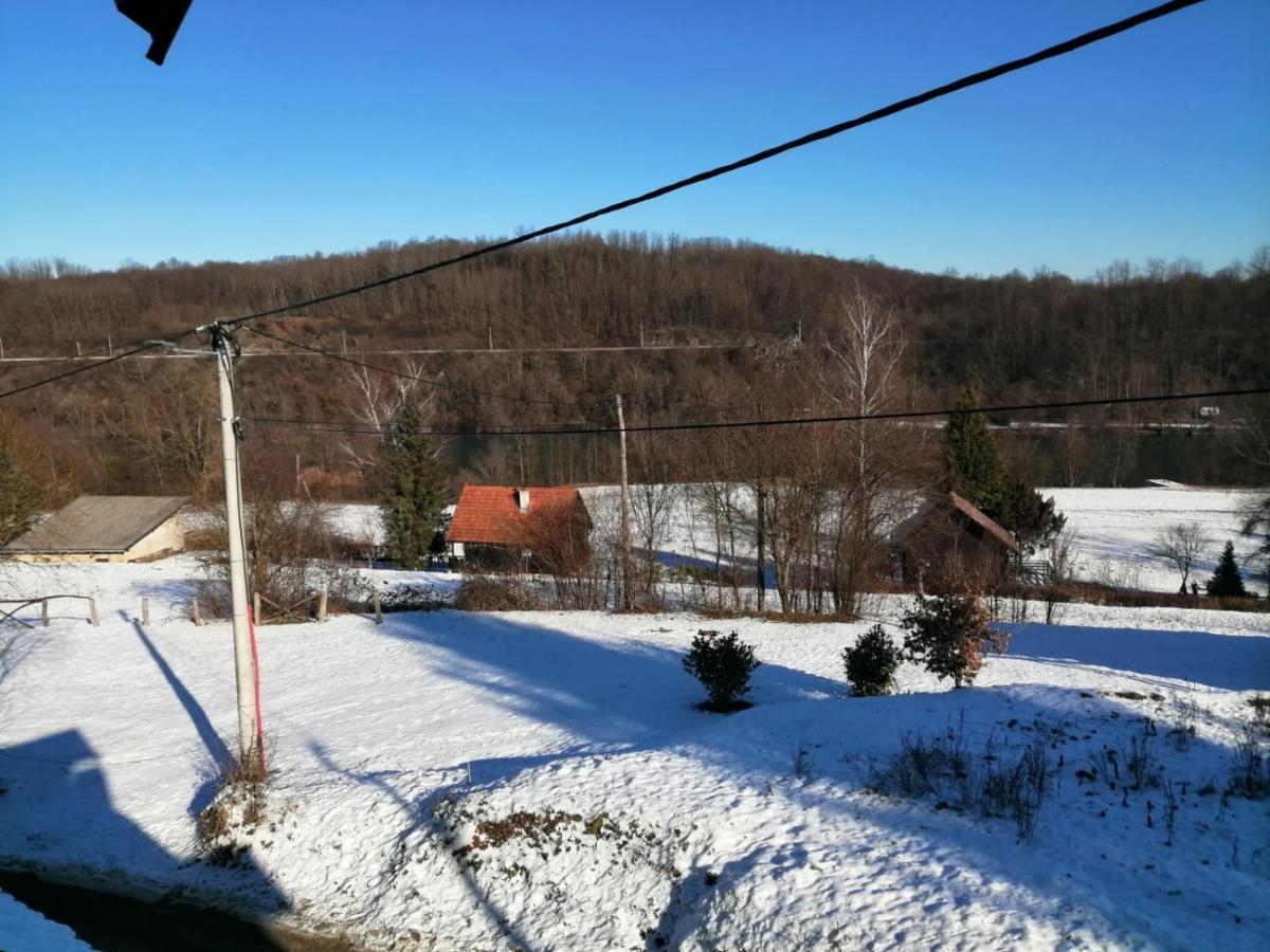 Ferienwohnung Kuca Za Odmor Braco Donji Zvecaj Exterior foto